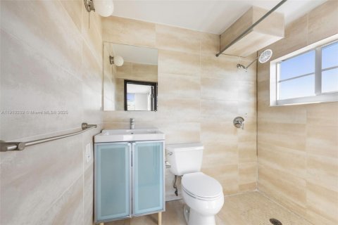 Copropriété à vendre à Miami Beach, Floride: 2 chambres, 91.79 m2 № 1966427 - photo 19