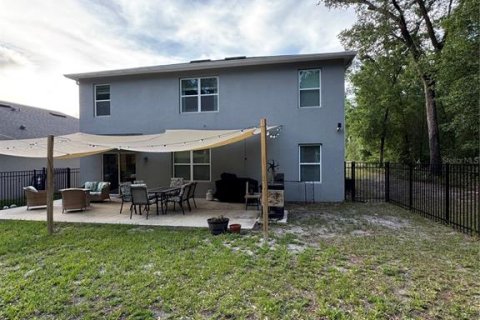 House in DeLand, Florida 5 bedrooms, 240.99 sq.m. № 2416488 - photo 20