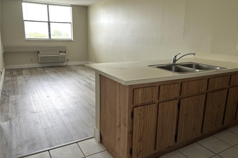 Copropriété à louer à Coral Springs, Floride: 1 chambre, 56.3 m2 № 1889325 - photo 7