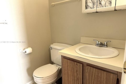 Copropriété à louer à Coral Springs, Floride: 1 chambre, 56.3 m2 № 1889325 - photo 12