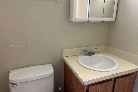 Copropriété à louer à Coral Springs, Floride: 1 chambre, 56.3 m2 № 1889325 - photo 13