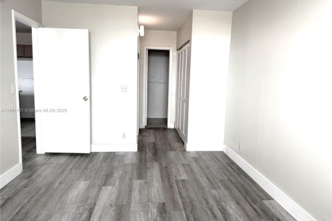 Copropriété à louer à Coral Springs, Floride: 1 chambre, 56.3 m2 № 1889325 - photo 10