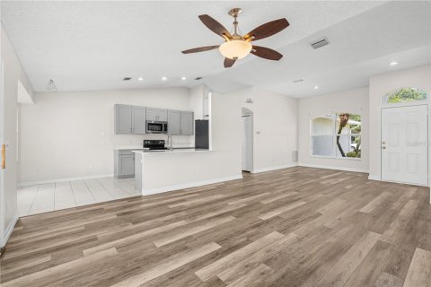 Casa en venta en Port Orange, Florida, 3 dormitorios, 137.03 m2 № 2156955 - foto 9