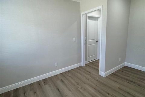 Casa en venta en Lakeland, Florida, 3 dormitorios, 133.69 m2 № 1875827 - foto 7