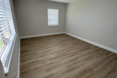 Casa en venta en Lakeland, Florida, 3 dormitorios, 133.69 m2 № 1875827 - foto 9