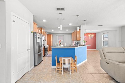 House in Kissimmee, Florida 4 bedrooms, 208.47 sq.m. № 1885748 - photo 14