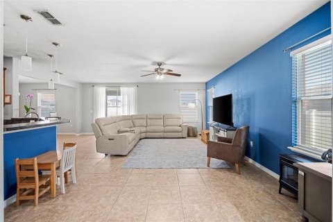 House in Kissimmee, Florida 4 bedrooms, 208.47 sq.m. № 1885748 - photo 10