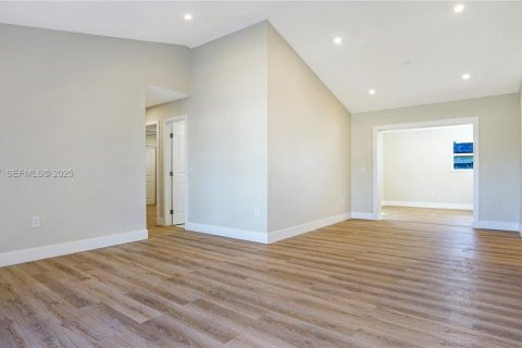 Купить виллу или дом в Санрайз, Флорида 3 спальни, 136.29м2, № 1993613 - фото 5