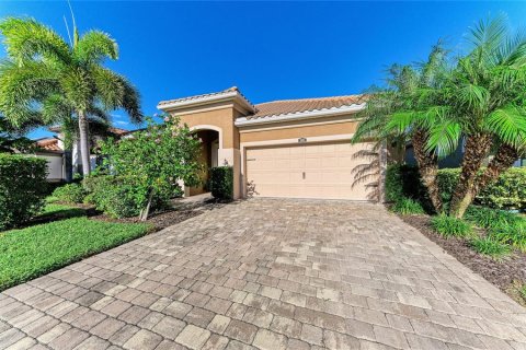 House in Venice, Florida 3 bedrooms, 220.46 sq.m. № 2431164 - photo 3