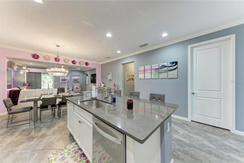 House in Venice, Florida 3 bedrooms, 220.46 sq.m. № 2431164 - photo 20