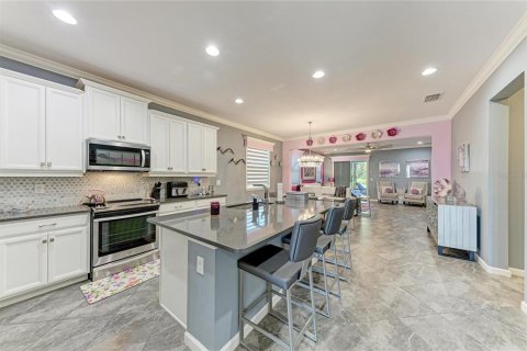 House in Venice, Florida 3 bedrooms, 220.46 sq.m. № 2431164 - photo 16