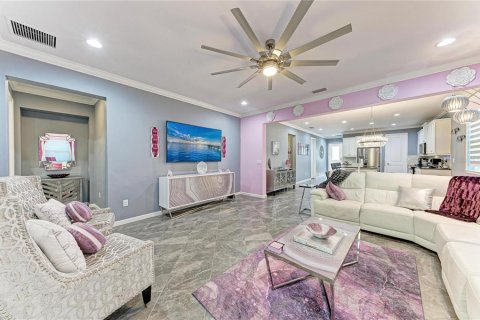 House in Venice, Florida 3 bedrooms, 220.46 sq.m. № 2431164 - photo 14