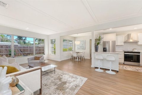 Casa en venta en Sarasota, Florida, 3 dormitorios, 127.46 m2 № 2203468 - foto 8