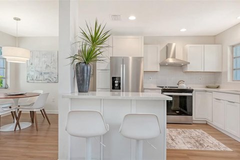 Casa en venta en Sarasota, Florida, 3 dormitorios, 127.46 m2 № 2203468 - foto 10