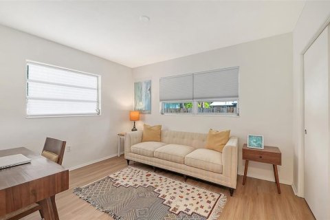 Casa en venta en Sarasota, Florida, 3 dormitorios, 127.46 m2 № 2203468 - foto 25