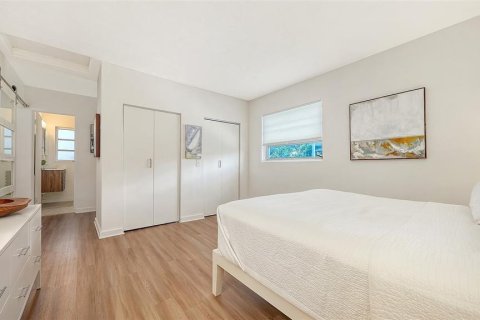 Casa en venta en Sarasota, Florida, 3 dormitorios, 127.46 m2 № 2203468 - foto 22