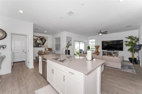 Villa ou maison à vendre à Orlando, Floride: 5 chambres, 245.08 m2 № 1813456 - photo 8