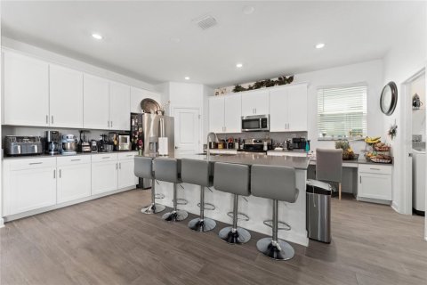 Villa ou maison à vendre à Orlando, Floride: 5 chambres, 245.08 m2 № 1813456 - photo 6