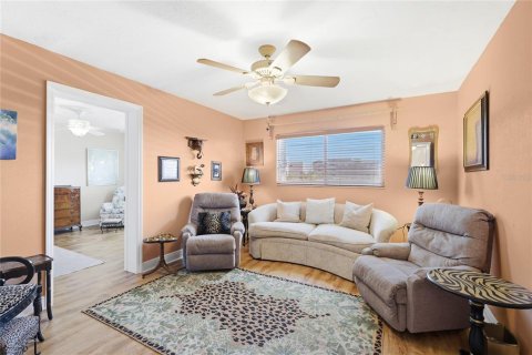 Condominio en venta en Bradenton, Florida, 3 dormitorios, 238.02 m2 № 2212402 - foto 15