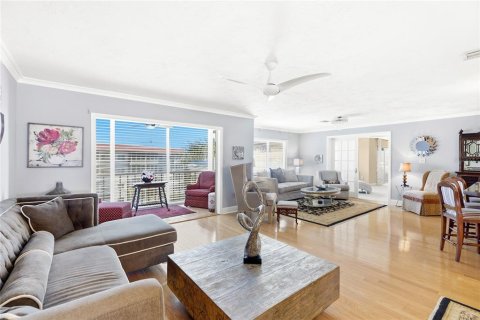 Condominio en venta en Bradenton, Florida, 3 dormitorios, 238.02 m2 № 2212402 - foto 6