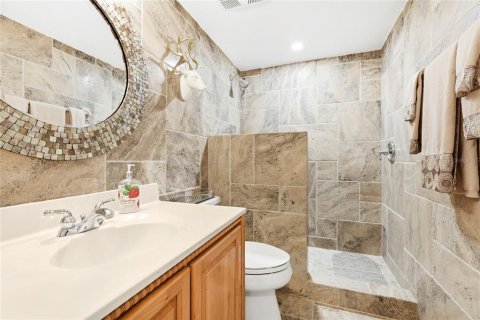 Condominio en venta en Bradenton, Florida, 3 dormitorios, 238.02 m2 № 2212402 - foto 13