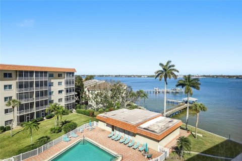 Condominio en venta en Bradenton, Florida, 3 dormitorios, 238.02 m2 № 2212402 - foto 3