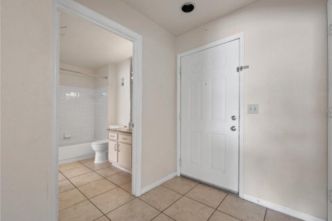 Condo in Orlando, Florida, 1 bedroom № 2214595 - photo 12