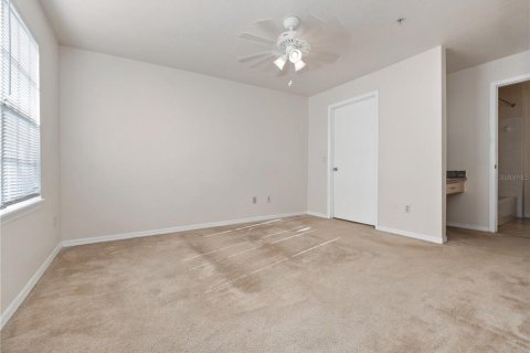 Condo in Orlando, Florida, 1 bedroom № 2214595 - photo 10