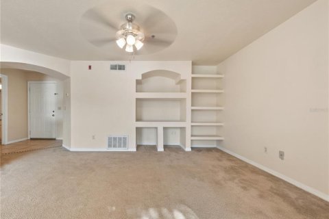 Condo in Orlando, Florida, 1 bedroom № 2214595 - photo 5
