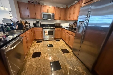 Copropriété à louer à Miami, Floride: 2 chambres, 125.6 m2 № 2414767 - photo 5