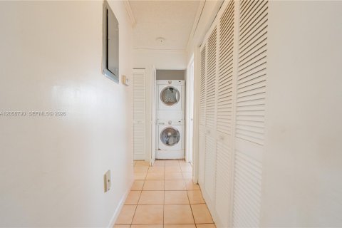 Copropriété à vendre à Miami, Floride: 3 chambres, 95.69 m2 № 2247769 - photo 13