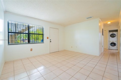 Copropriété à vendre à Miami, Floride: 3 chambres, 95.69 m2 № 2247769 - photo 12
