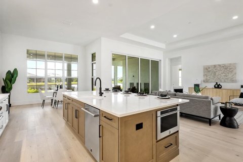 Купить виллу или дом в Сарасота, Флорида 13 комнат, 348.76м2, № 1898719 - фото 18