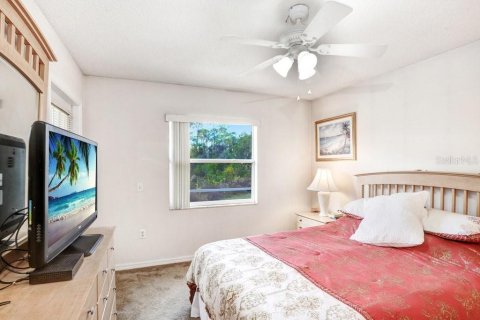 House in Kissimmee, Florida 3 bedrooms, 116.03 sq.m. № 2096636 - photo 11