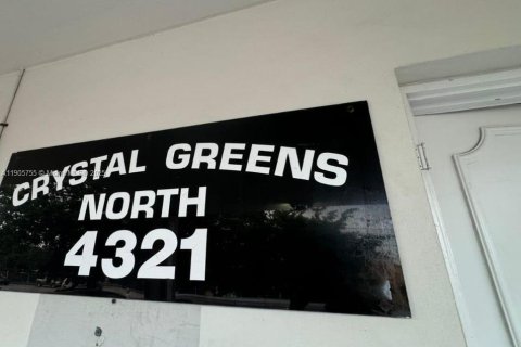 Снять в аренду кондоминиум в Дирфилд-Бич, Флорида 2 спальни, 126.35м2, № 1956408 - фото 6