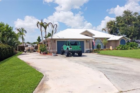 Casa en venta en Vero Beach, Florida, 4 dormitorios, 222.04 m2 № 2157195 - foto 2