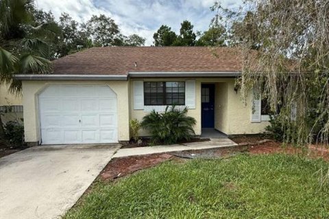 Villa ou maison à Port Charlotte, Floride 2 chambres, 76.64 m2 № 2320795