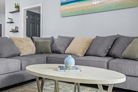 Condo in Kissimmee, Florida, 3 bedrooms  № 1733956 - photo 12