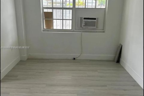 Купить коммерческую недвижимость в Майами, Флорида 222.87м2, № 2024307 - фото 5