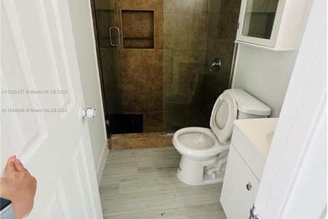 Купить коммерческую недвижимость в Майами, Флорида 222.87м2, № 2024307 - фото 12