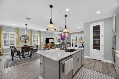 House in Apollo Beach, Florida 4 bedrooms, 192.68 sq.m. № 2423790 - photo 30
