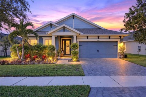 House in Apollo Beach, Florida 4 bedrooms, 192.68 sq.m. № 2423790