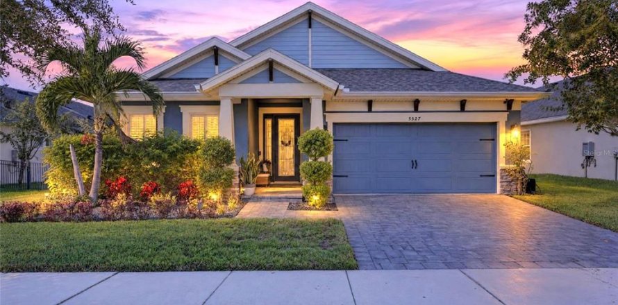House in Apollo Beach, Florida 4 bedrooms, 192.68 sq.m. № 2423790