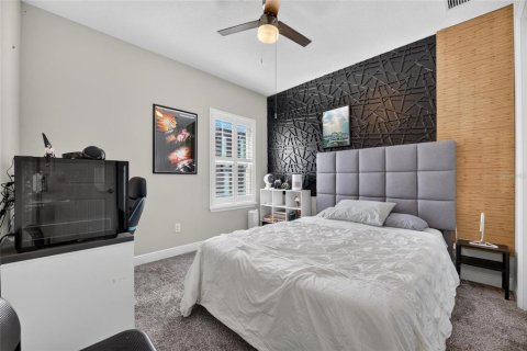 House in Apollo Beach, Florida 4 bedrooms, 192.68 sq.m. № 2423790 - photo 15
