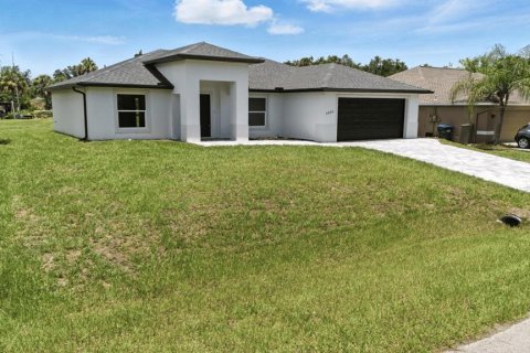 Casa en North Port, Florida 3 dormitorios, 138.15 m2 № 2118196