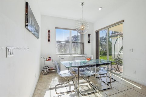 Купить виллу или дом в Дейви, Флорида 4 спальни, 252.97м2, № 1995700 - фото 12