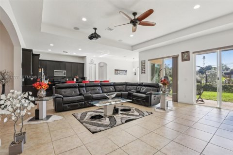 Купить виллу или дом в Дейви, Флорида 4 спальни, 252.97м2, № 1995700 - фото 6