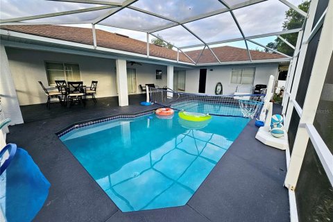 House in Deltona, Florida 3 bedrooms, 170.57 sq.m. № 1812758 - photo 19