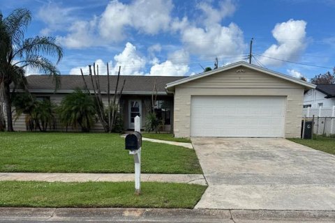 Villa ou maison à Rockledge, Floride 4 chambres, 154.12 m2 № 2378259