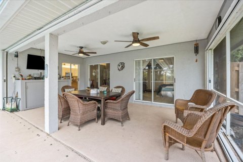 House in Port St. Lucie, Florida 3 bedrooms, 175.77 sq.m. № 2432913 - photo 30